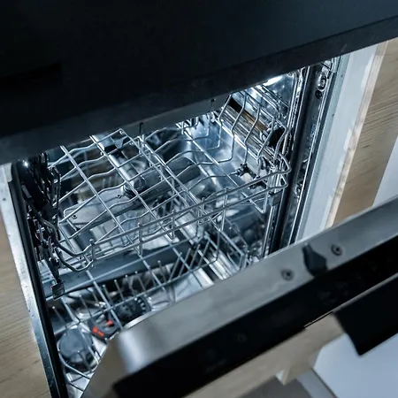 Airport Modern By Bookinghost Apartamento Poznan