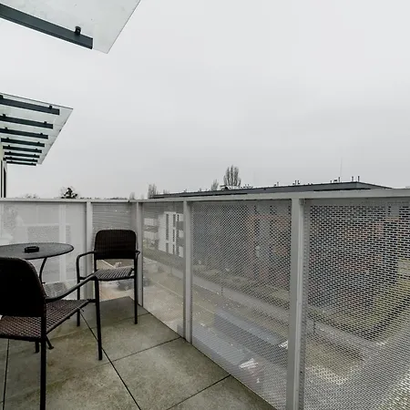 Апартаменты Airport Modern By Bookinghost