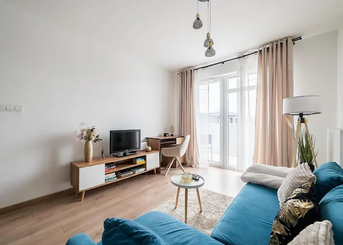 Airport Modern By Bookinghost Apartment