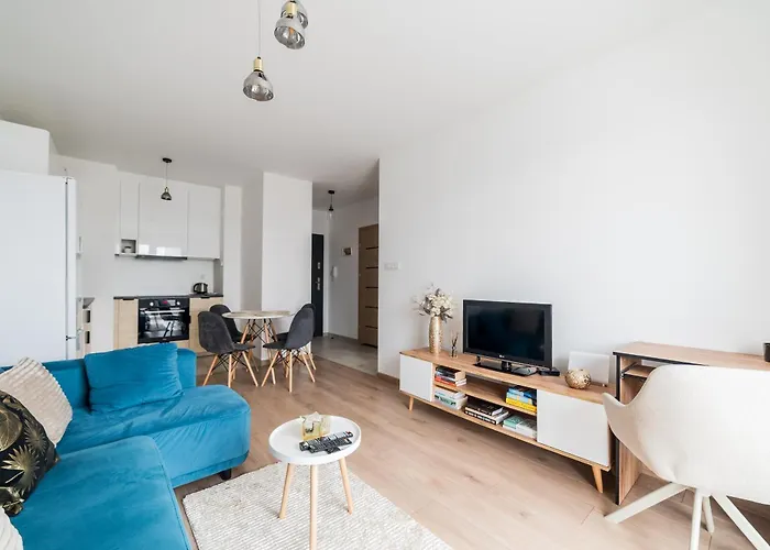 Airport Modern By Bookinghost Apartment Poznan